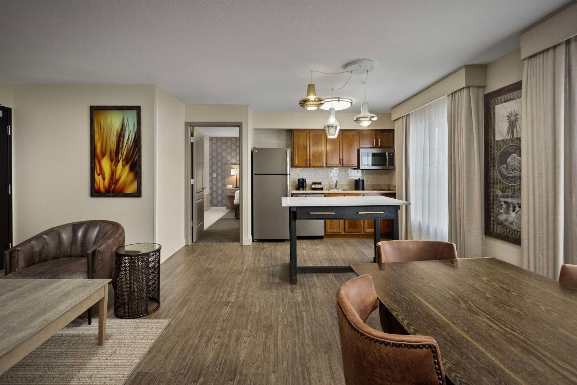 Homewood Suites By Hilton At The Waterfront Wichita Exterior foto